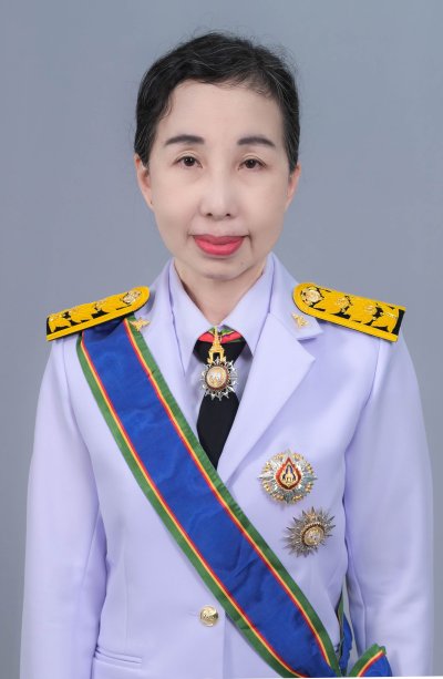 แพทย์หญิงจรรยา ธำรงวุฒิกุล