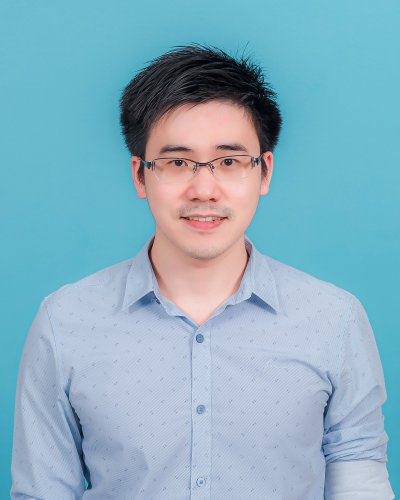 นายแพทย์นราวิชญ์ สมพรไพลิน